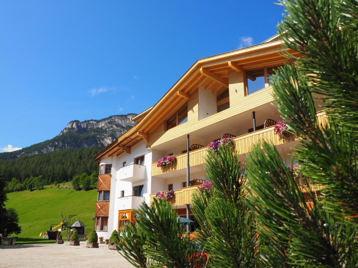 Guesthouse Rungg Badia  Esterno foto