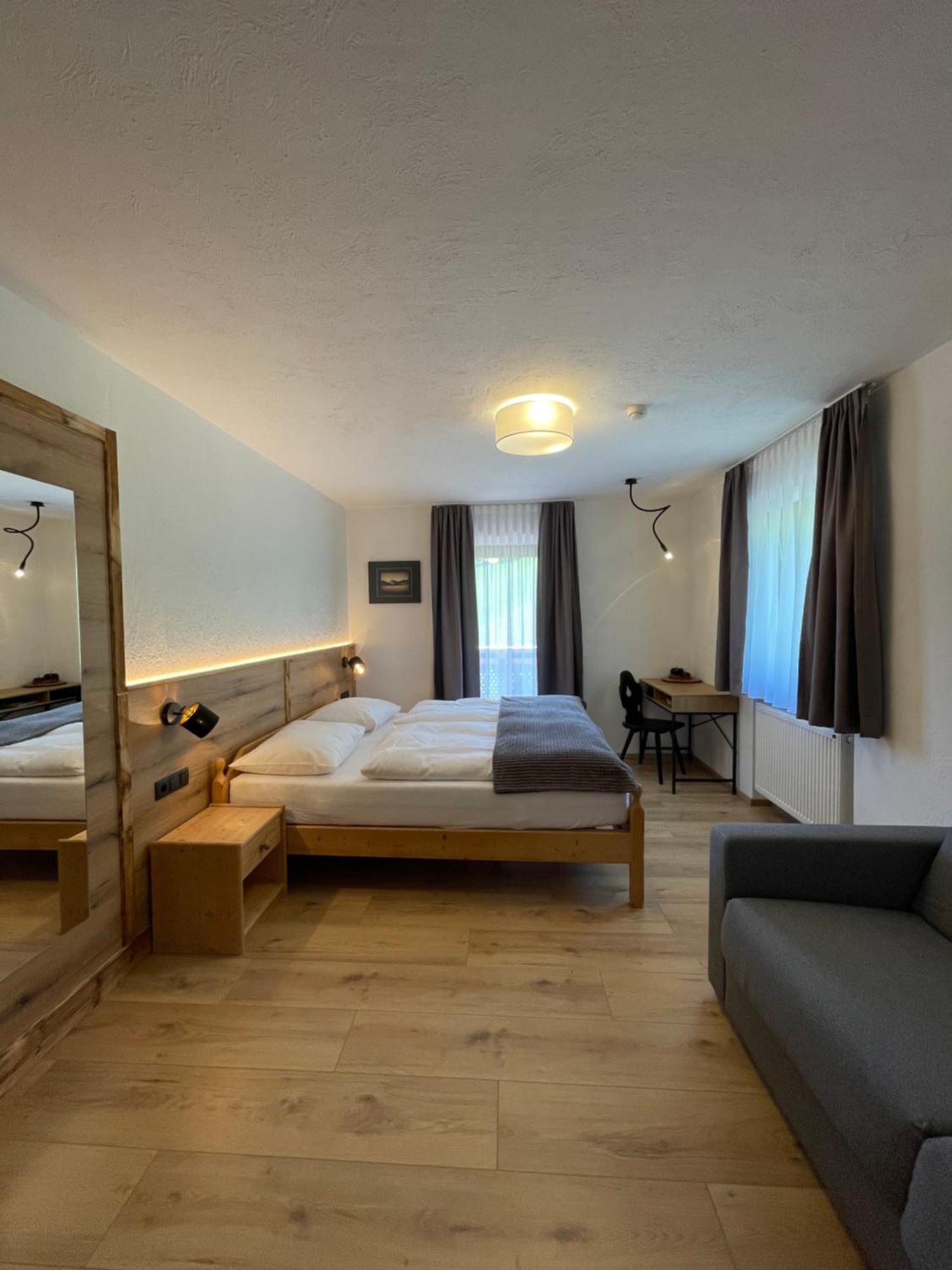 Guesthouse Rungg Badia  Esterno foto